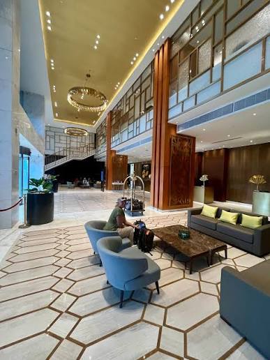 The contemporary lobby at Johari Rotana in Dar es Salaam